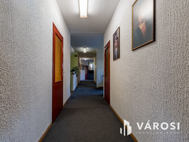 Soroksári úton iparterület eladó, akár működő üzemmel