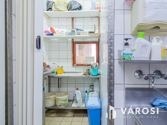 Bejáratott étterem, panzió és rendezvényhelyszín eladó!