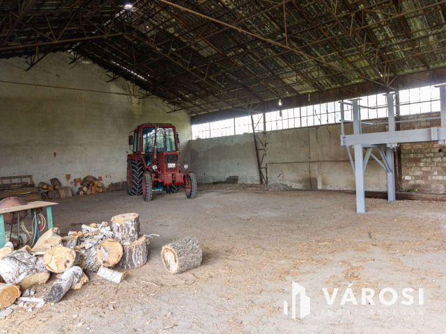 Derekegyházi ipari terület, vállalkozás eladó.