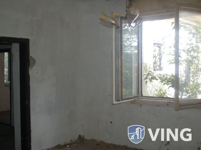 Teljes felújításra váró családi ház Győrszentivánon