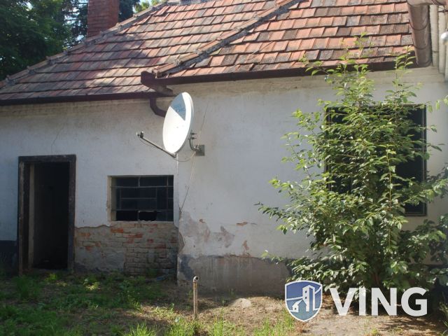 Teljes felújításra váró családi ház Győrszentivánon