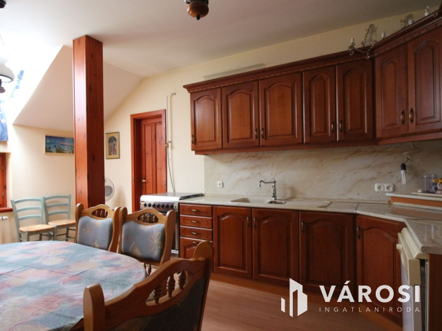 Befektetésre alkalmas családi ház eladó!