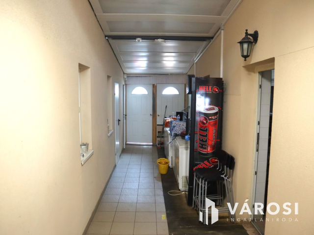 Eladó pizzéria és lakás egyben verhetetlen áron