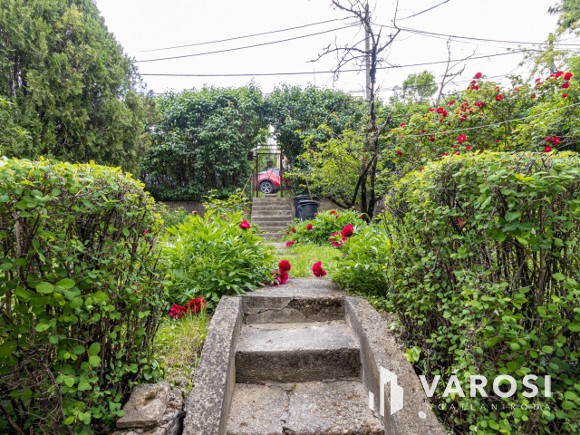 Befektetőknek! II. kerület zöldmáli városrészben!