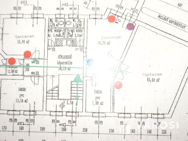 Fiatalos irodaház hosszú távra kiadó!