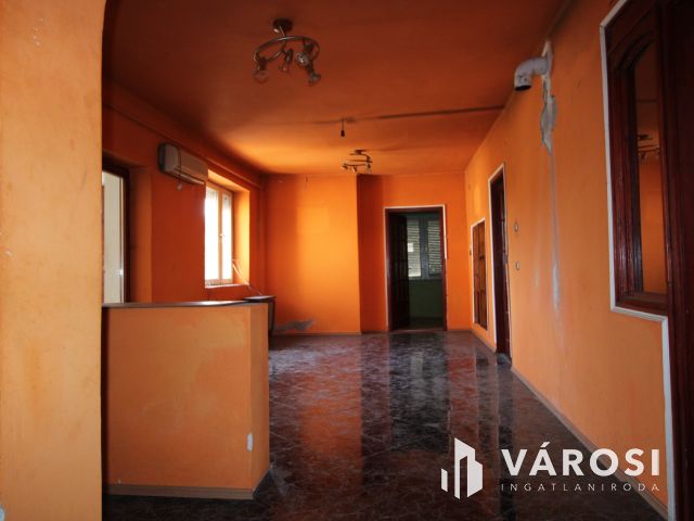 Központhoz közel családi ház eladó Sarkadkeresztúron