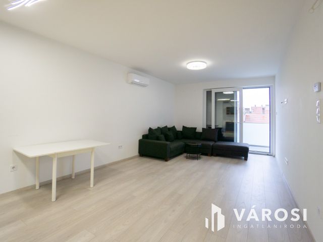 Belvárosi lakás, exkluzív házban