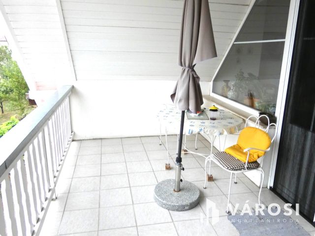 Nagy ház most még jó áron eladó a Balatonhoz közel