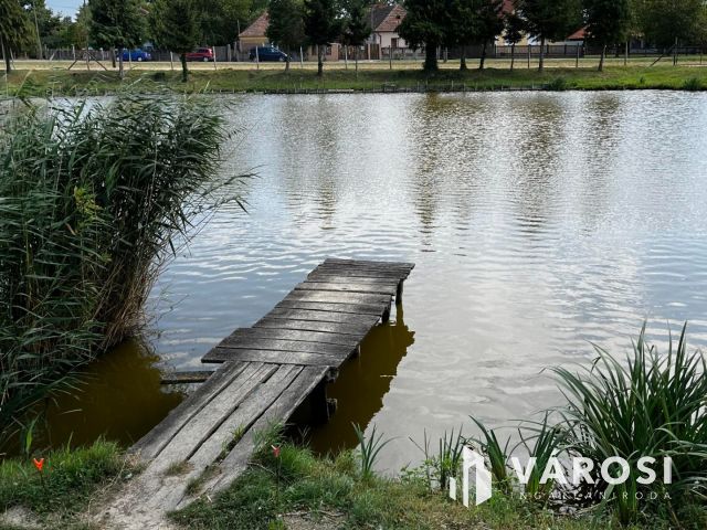 Simaság belterületi horgásztó,engedélyekkel6000m2 eladó!