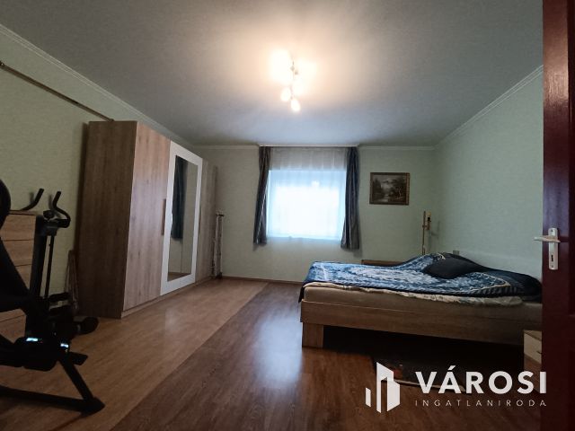 Felújitott családi ház Dömsödön Pest megyében eladó!