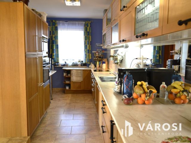 Neves tervező munkája eladó Nemesvámoson!