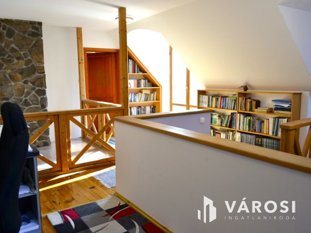 Neves tervező munkája eladó Nemesvámoson!