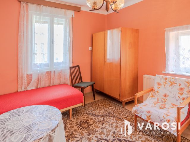 Garzon családi ház panel áron