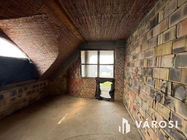 Debreceni, befejezésre váró luxus családi ház eladó!!!