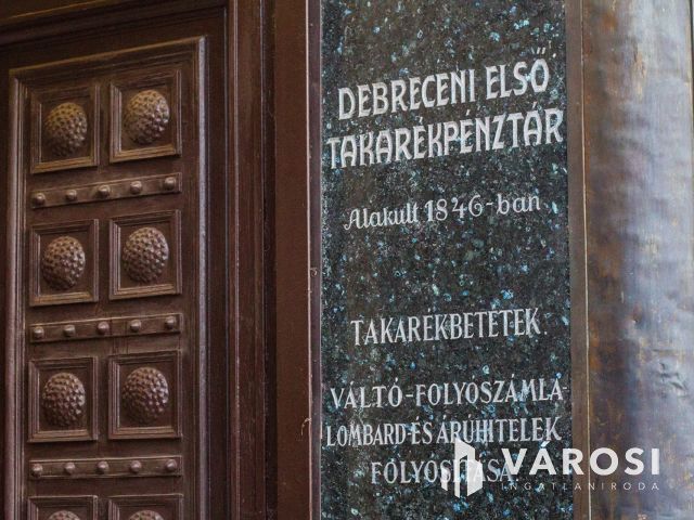 Debrecen Főutcáján 1700 nm-es impozáns ingatlan eladó!