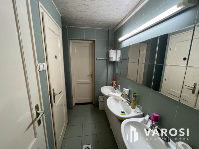 Debrecen, társasház építésére alkalmas ingatlan eladó!