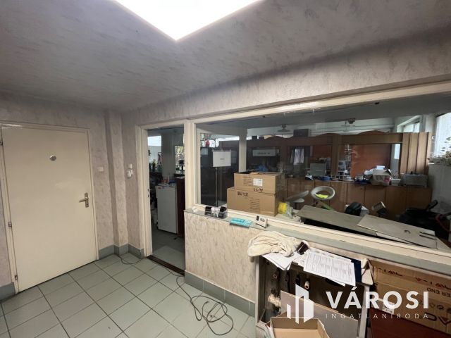 Debrecen, társasház építésére alkalmas ingatlan eladó!