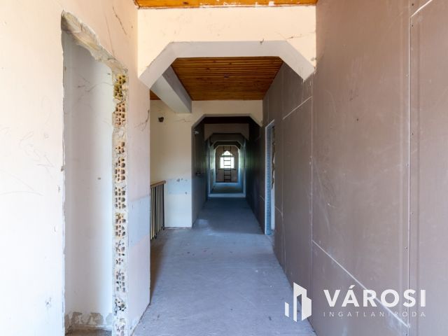 Egyedülálló befektetési lehetőség az Aranyparton