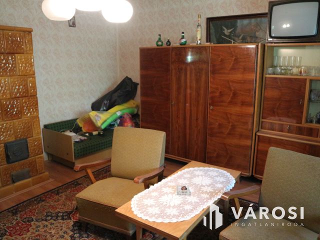 Ivánc,Őrség,csendes helyen,3szobás,felújítandó ház eladó