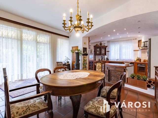 Szép nagy ház, rendezett nagy telek, Rákosszentmihályon