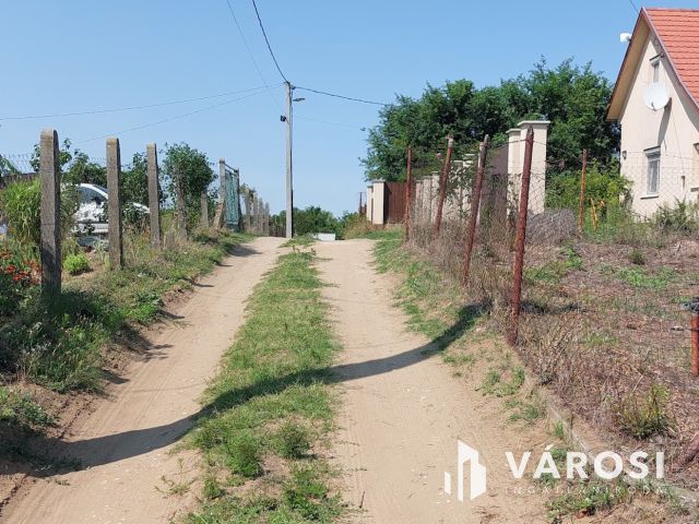 Nagy telek Debrecen, Biczó I kertben eladó