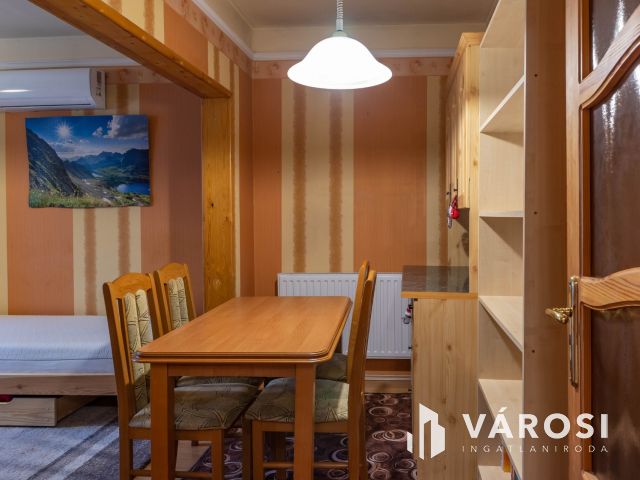 Költözhető magas földszinti lakás Békésen