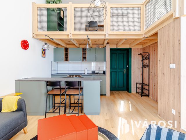 Kétlakásos kulcsrakész befektetés Reök-palotával szemben!