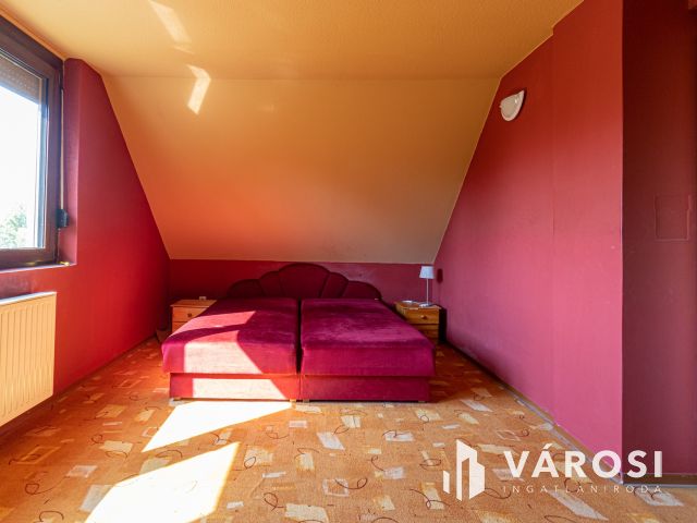 108 m2-es családi ház 1 hektáros területtel Becsehelyen!