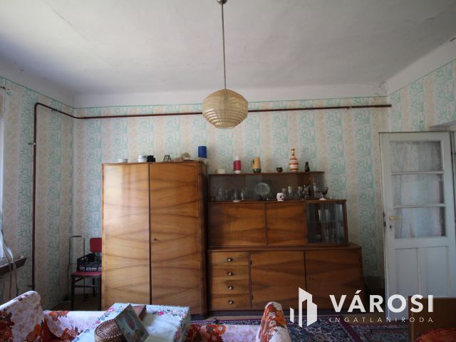 Áresés! Eladó családi ház Etesen