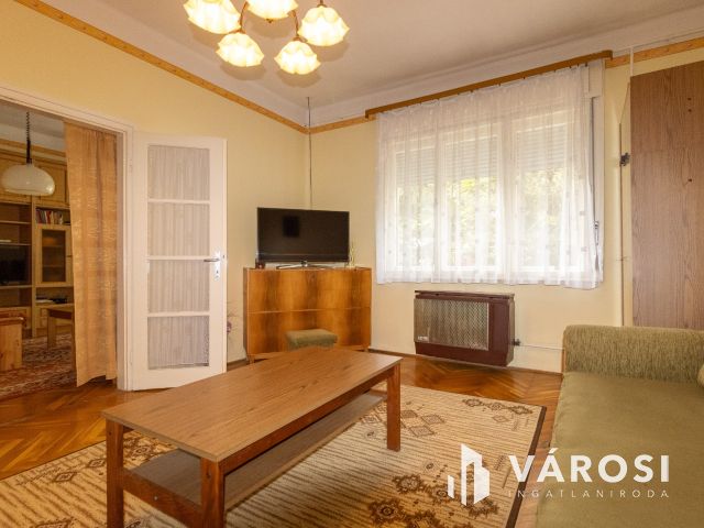 Gondosan karbantartott 2 szobás téglaház