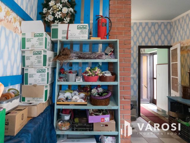 Kiváló lokáció, sokoldalúan hasznosítható ingatlan