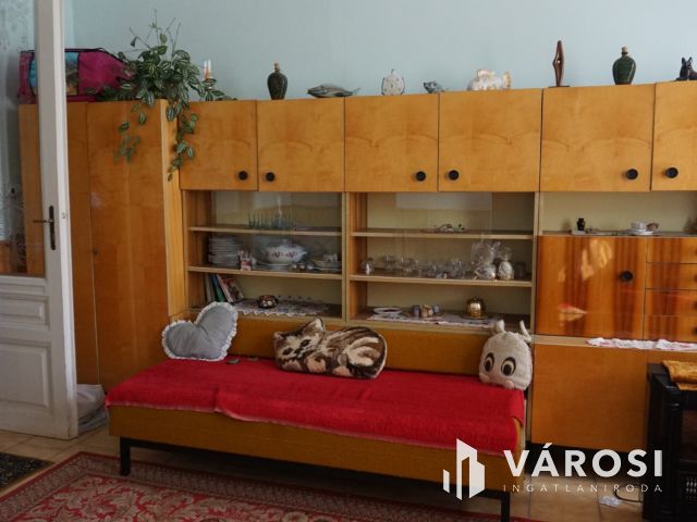 Tágas családi ház kiváló helyen Vásárhelyen