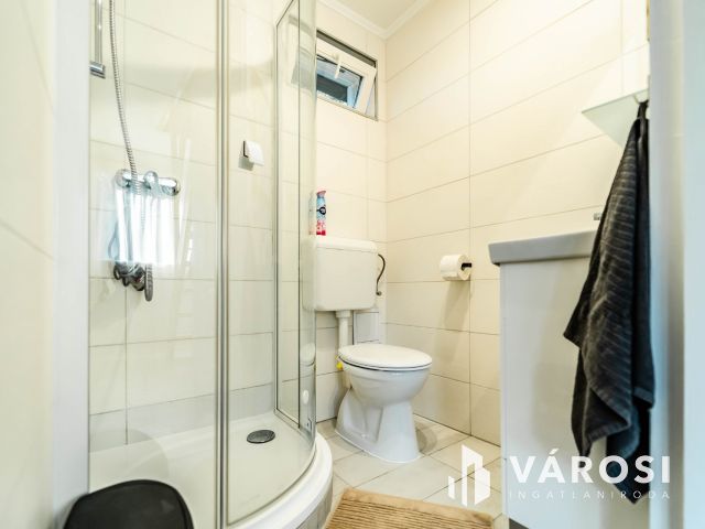 Eladó apartmanház-komplexum a Körösök mellett