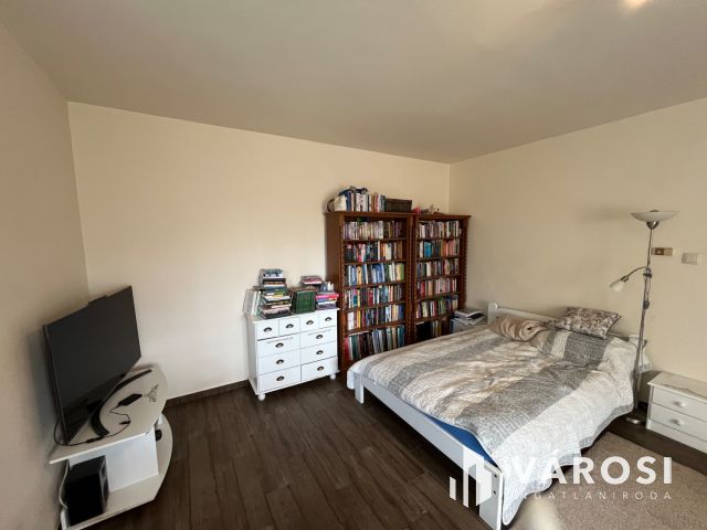 Debrecen Homokertben, Csendes Szép Utcában, Jó Ház Eladó!