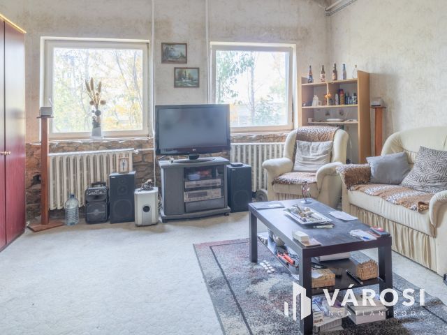 Társasházi kertes ház Dorozsmán