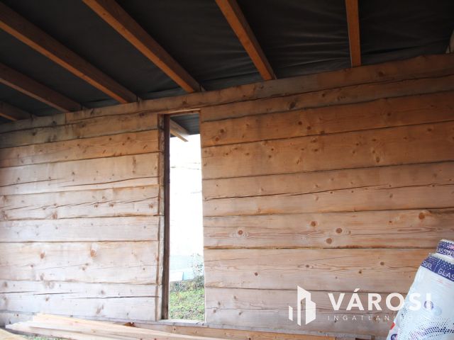 Eladó üdülőtelek