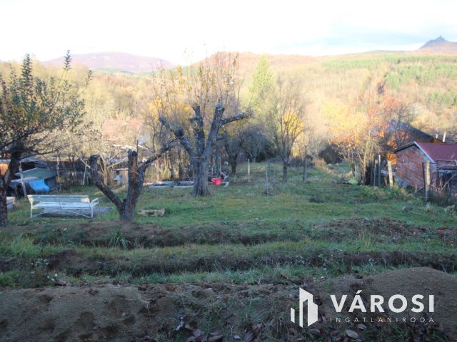 Eladó üdülőtelek