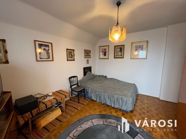 Debreceni 5 Szobás Jó Ház Csendes Kertvárosi Környezetben!