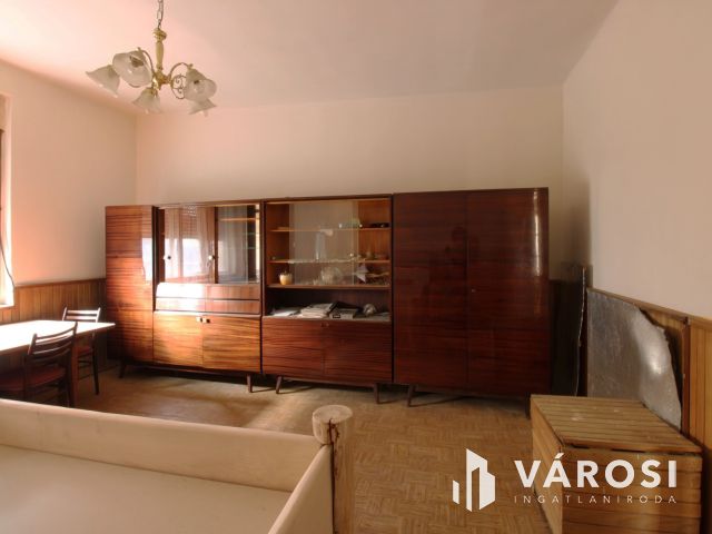 Patakparti kisház + megosztható telek = Bakonybéli nyerő lap