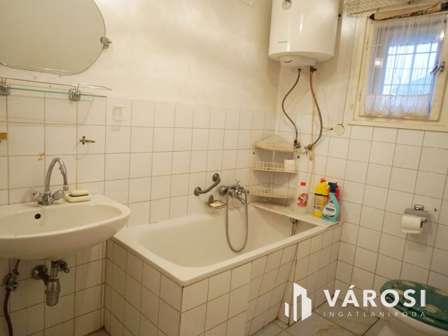 Azonnal költözhető önálló családi ház eladó