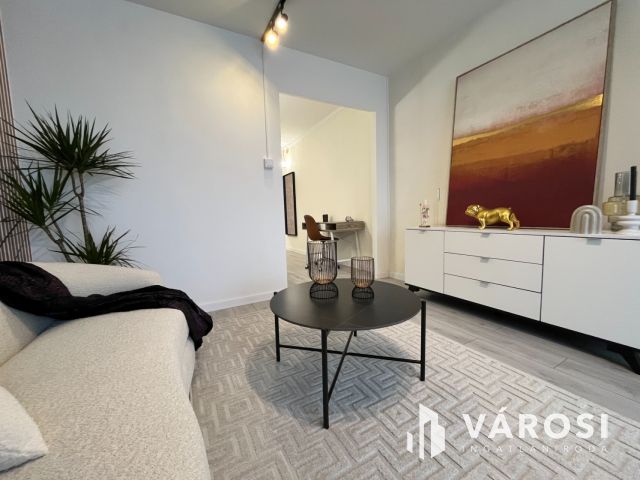 Na Ez Igen! Ez Egy Igazi Gyöngyszem!