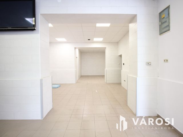 Belvárosi üzlethelyiséget kínálok kiadásra