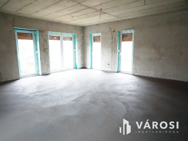 Gyálon eladó új építésű 4 hálós ikerfél csendes utcában