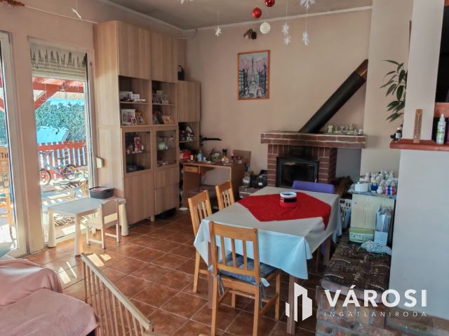 Jó elrendezésű családi ház eladó!