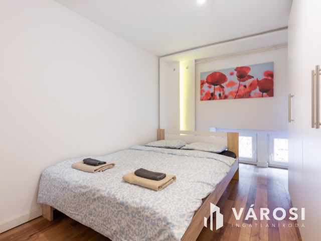 Belvárosi tágas duo otthon