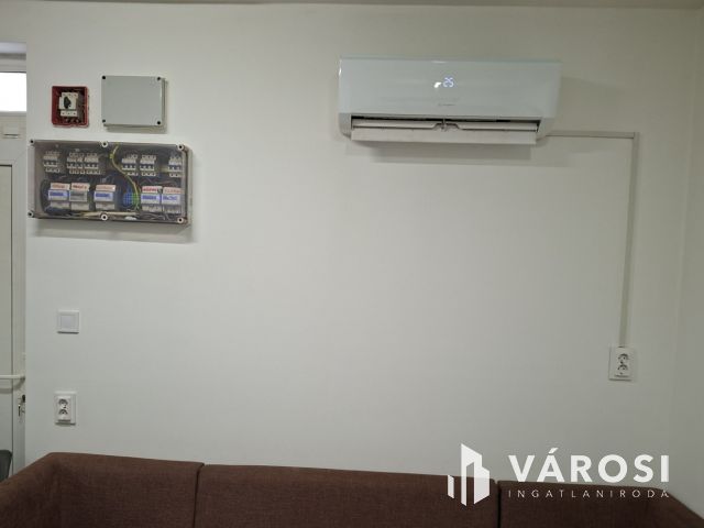 Felújított, azonnal hasznosítható ipari ingatlan!