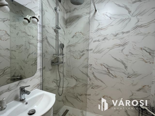 Debrecen Belvárosi 4 Szobás Szuper Albérlet!!!