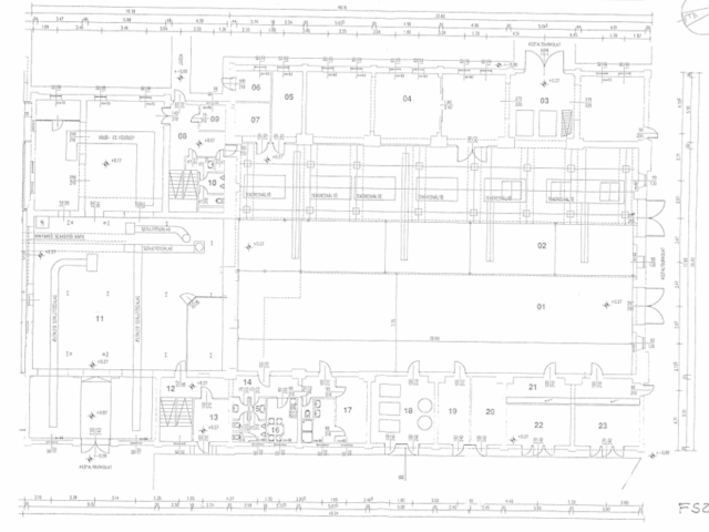 Debrecen Frekventált, Bevásárlóközpontok Között Lévő Csarnok