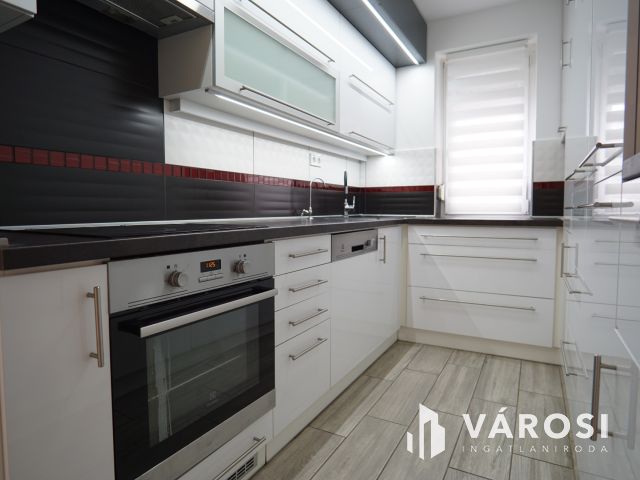 Minőségi, igényesen felújított Sorházi lakás!