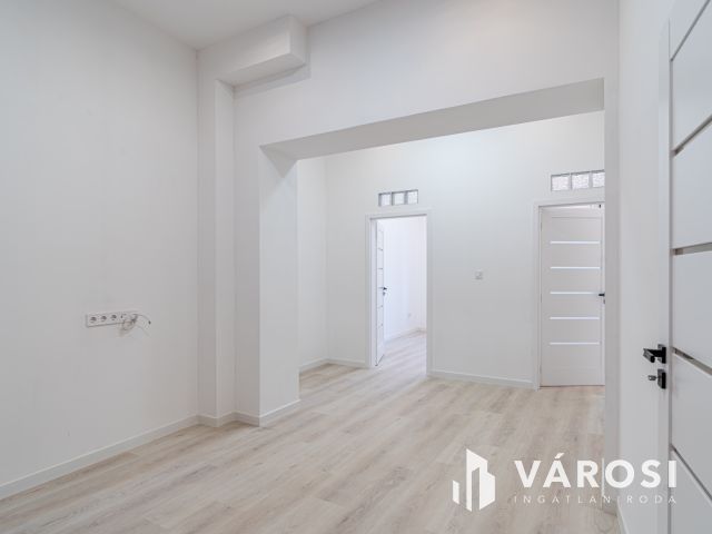 Akár lakni akár befektetni Vásárhely belvárosában 02